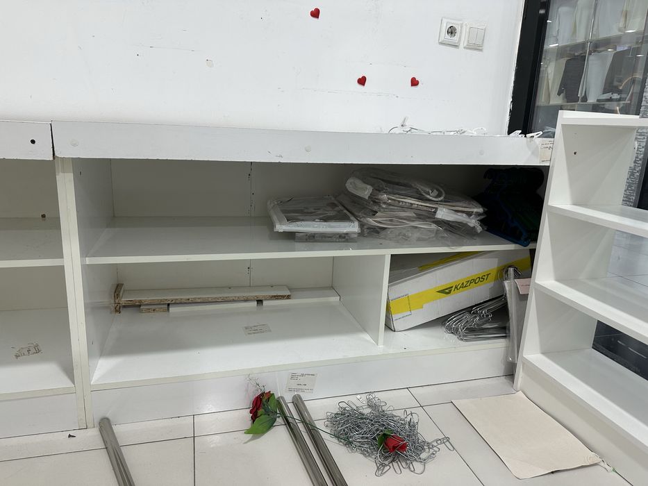 Магазинге арналган мебель