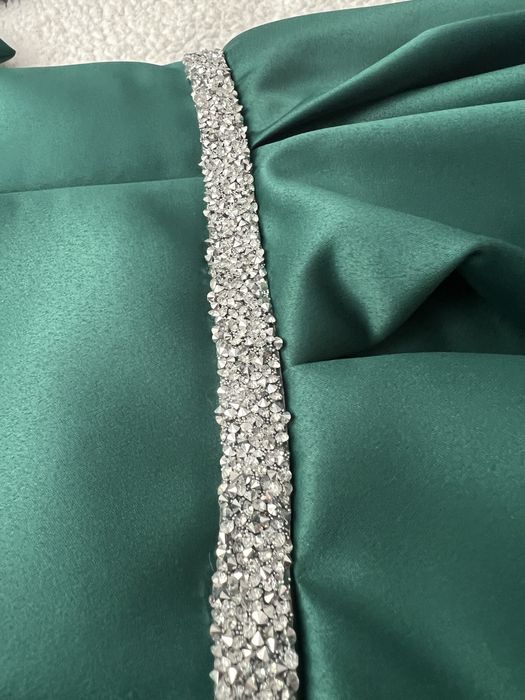 Официална рокля