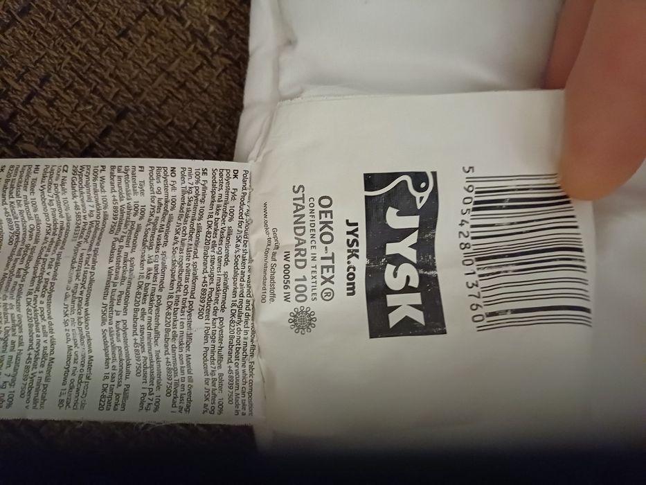 Pilota Jysk model Ulvik  plus 2 lenjerii noi