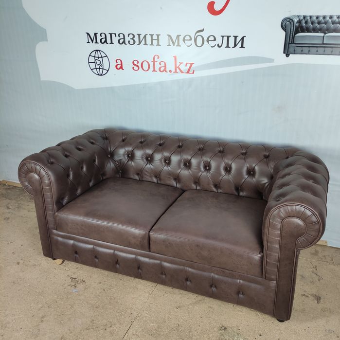 Диван Честер для дома и офиса