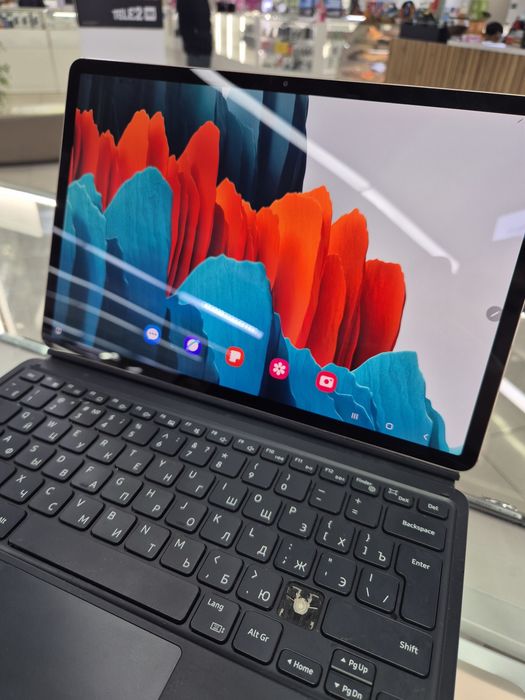 Срочно Samsung Tab S7 Plus 128гб