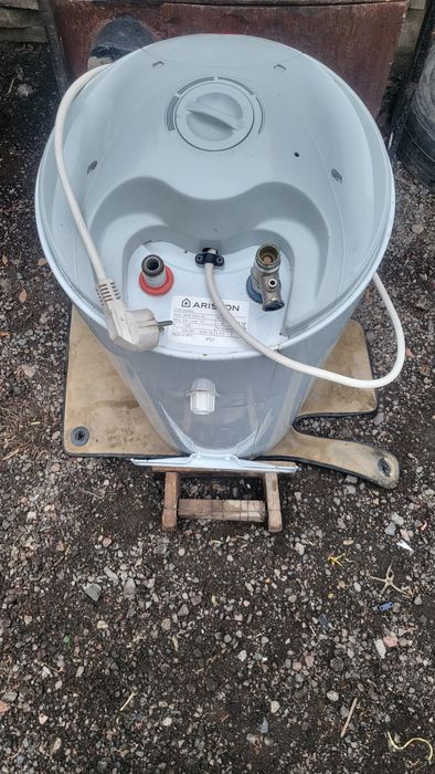 Арестон продаётся