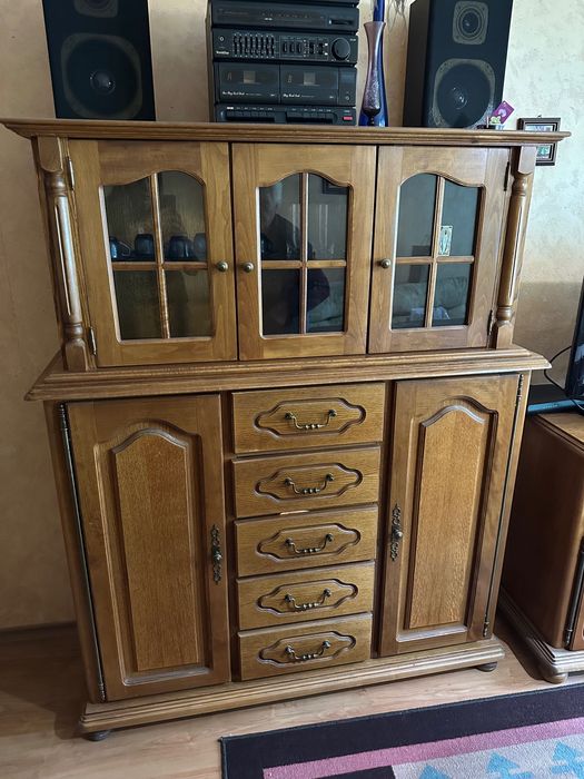 Мебели от масив …