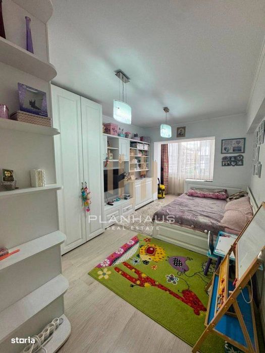 Apartament 3 camere  Etaj 1, Bulevardul București, zona Don Pio