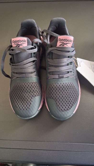 Нови маратонки Reebok