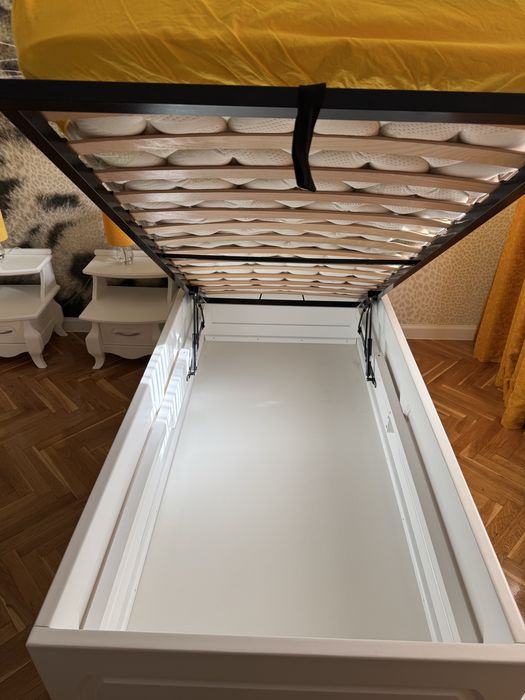 Качествени масивни легла