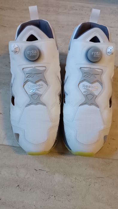 Reebok insta pump