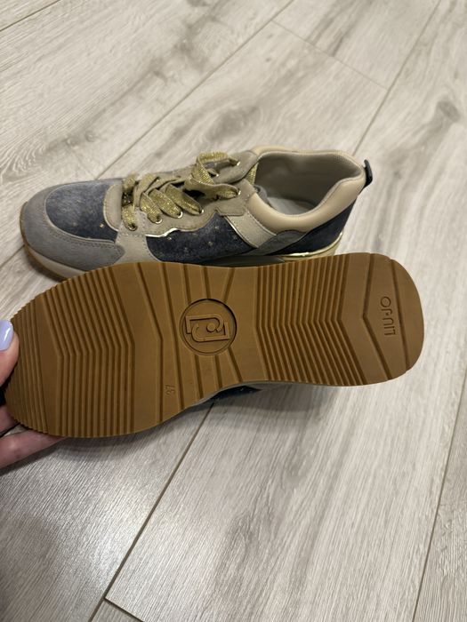 Adidasi Liu Jo marimea 37