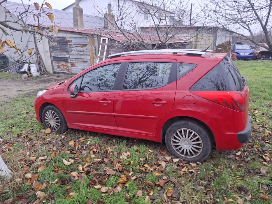 Peugeot 207 break SW motor 1.6 benzina cod motor  5FW