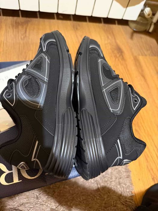 Adidasi Dior B30