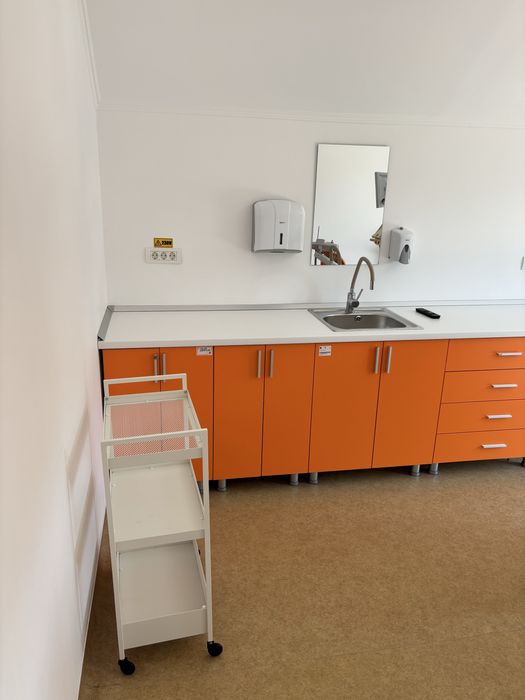 Inchiriez cabinet stomatologic