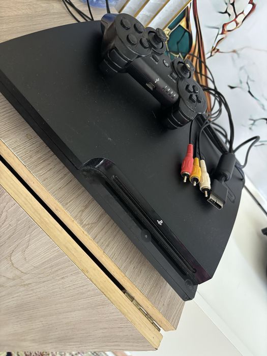 Продам PS3 Slim. Пс