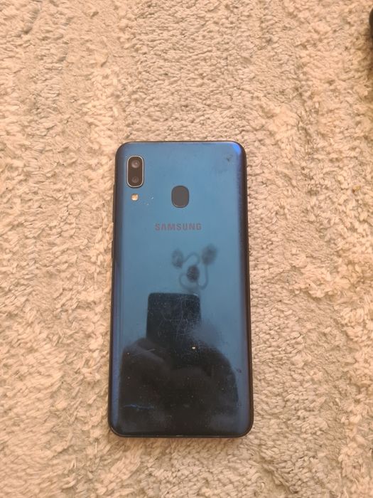 Samsung A20 сатылады