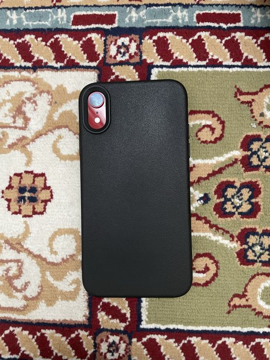 Продаю Iphone XR