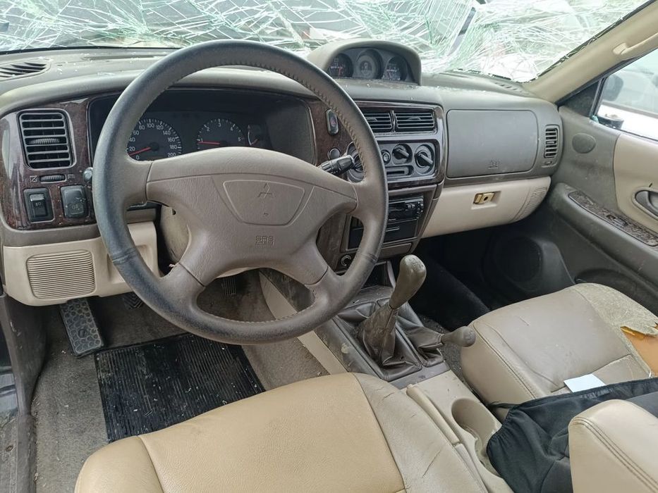 Dezmembrez Mitsubishi pajero sport 2.8td(4m4a) 2.5 (4d56) și 3.0v6