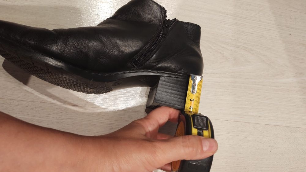 Ghete/ Cizme Rieker piele naturala nr 39