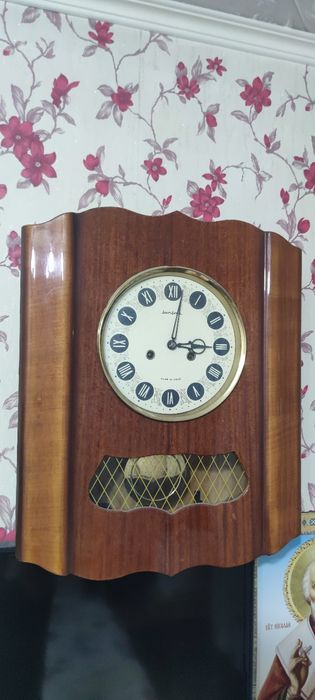 Часы янтарь бу настенные