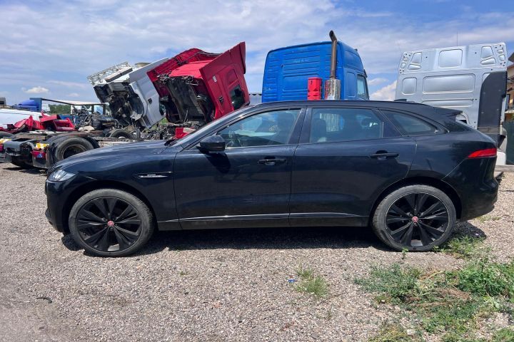 Dezmembrez Jaguar F-Pace 1 [2016 - 2020] Crossover 2.0 T D AT AWD (18