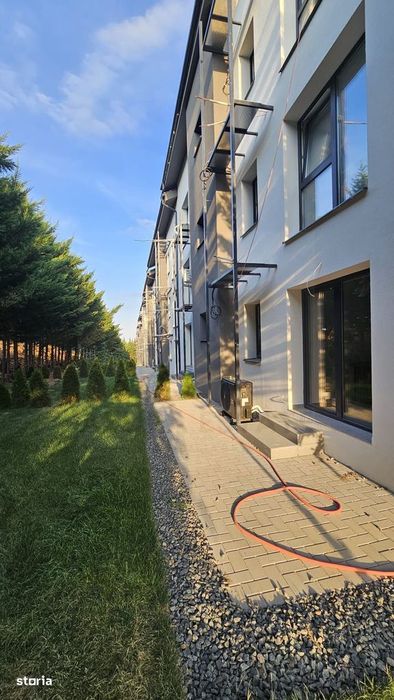 Apartament modern 3 camere 2 bai  terasa acoperita etaj 1 in Cristian