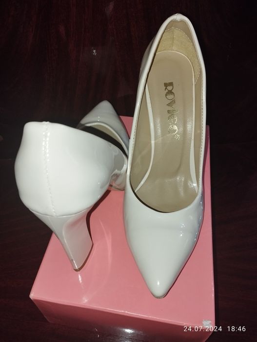 Женская обувь новая