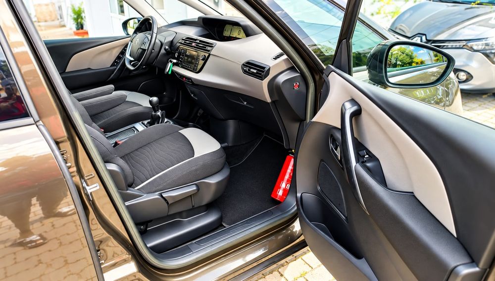 Citroen C4 Grand Picasso 7 Locuri 2015 1.6 Hdi 6 + 1 Trepte Euro 5 237000 km Reali Import Olanda Unic proprietar