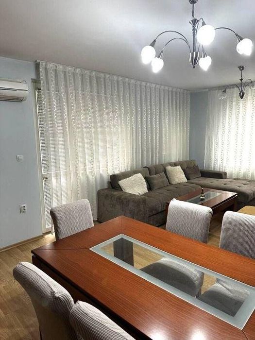 Двустаен апартамент под наем в кв. Мараша