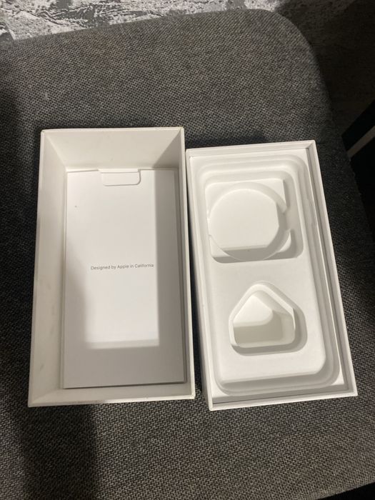 Коробка на айфон Xr