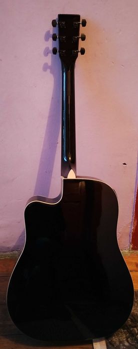 акустична китара Stagg