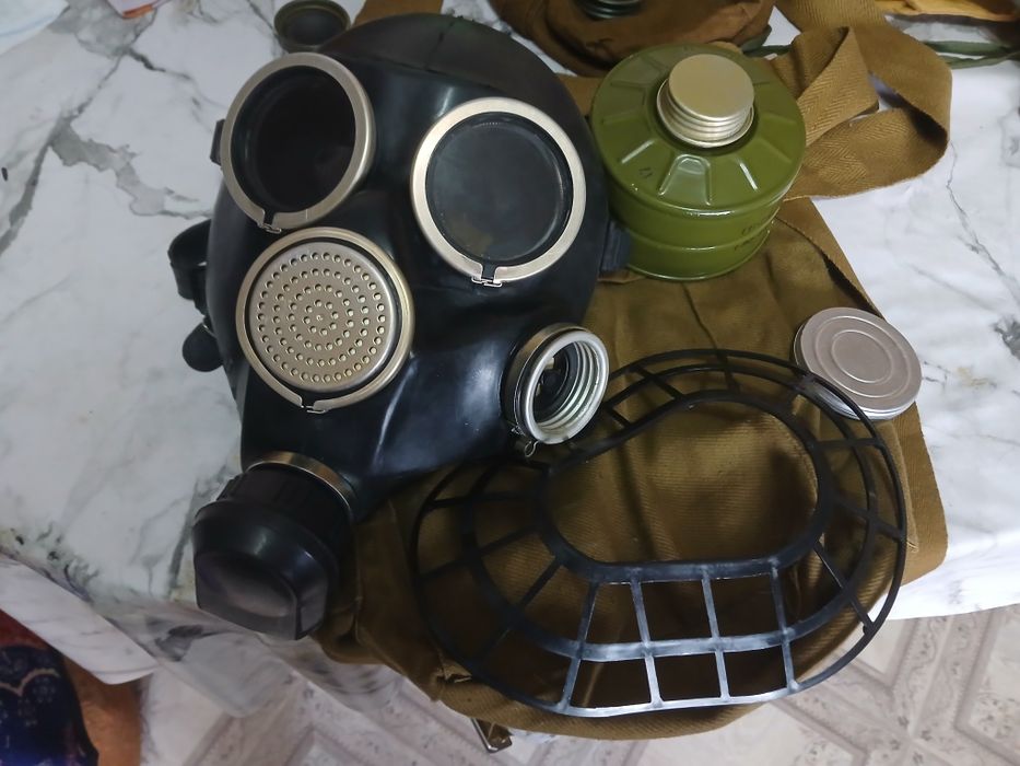 Продам противогазы