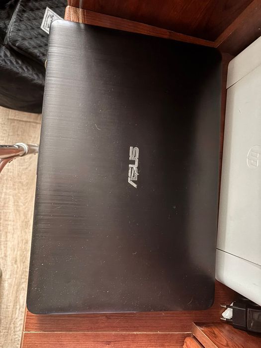 Продам ноутбук Asus