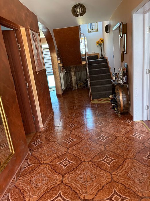 Casa Propietar P+E in Osoi La 18 km de Iasi / 216mp.utilli / Teren1400mp. Curte amenajata. Pret195000eoro. 0744565978