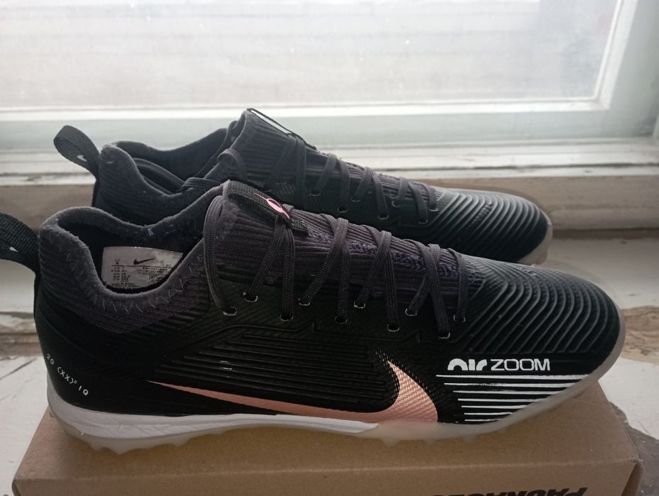 Продаютя Бутсы Nike Zoom Mercurial..