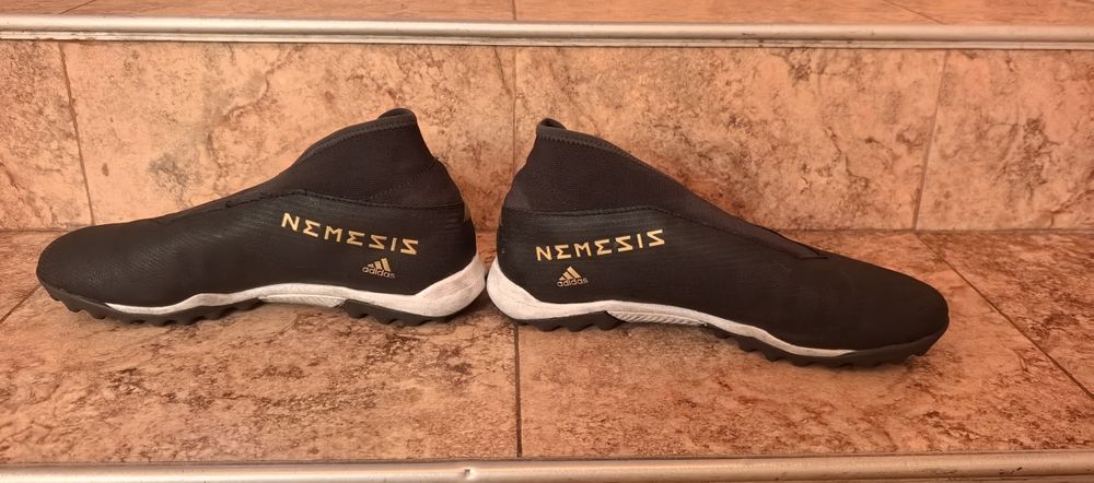 Adidas nemezis 42⅔