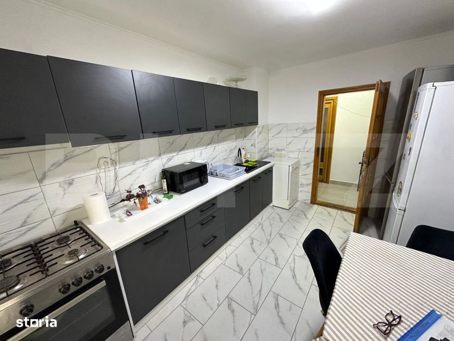 Apartament 4 camere, 78,59 mp, zona Obcini