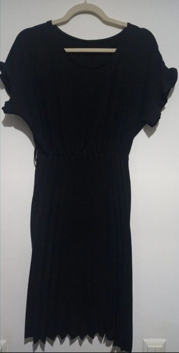 Rochie model sole marime M-L noua fara eticheta