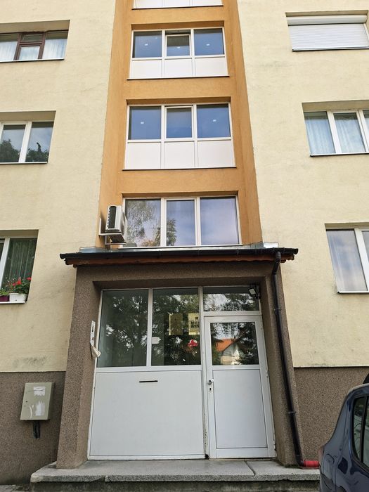 ПРОДАВАМ Апартамент