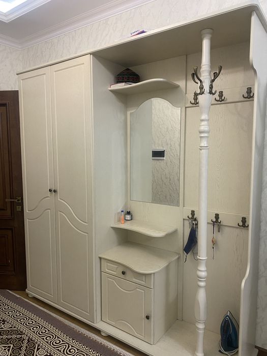 СРОЧНО Продам мебель прихошки