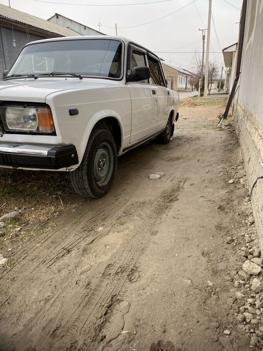 Vaz 2107 Injektor 2008 yil Metan gaz Benzin