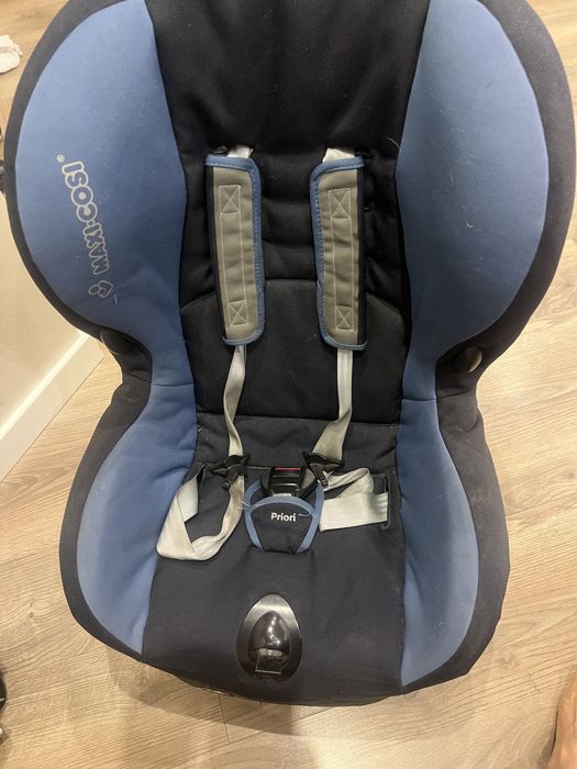 Продам автокресло бу maxi-cosi пр- во Голландия
