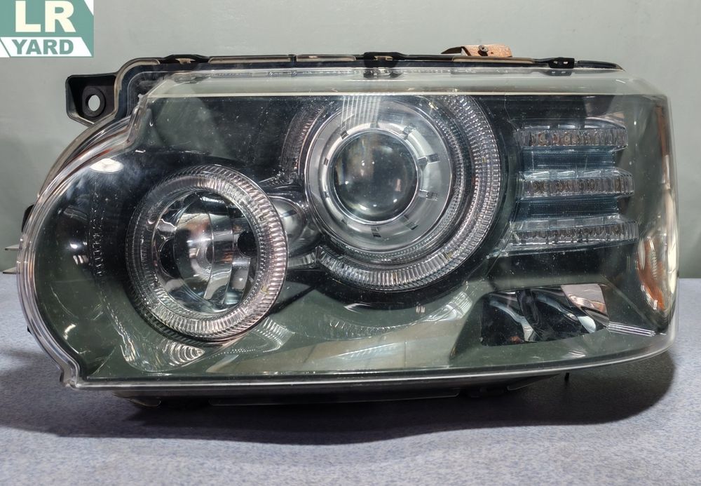 Far stanga xenon RHD RANGE ROVER 2010-2012 LR142596 AH42-13W030-AD