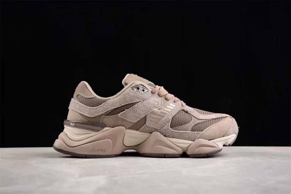 New Balance 9060 - Mushroom Brown