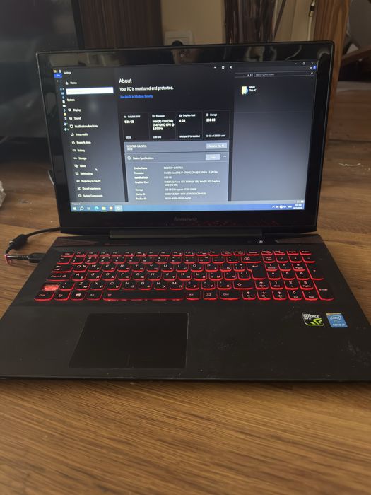 Lenovo Y50-70/ I7 4720HQ/8GB/GTX 860M/256GB SSD