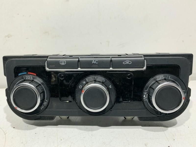 Panou Comanda clima Volkswagen Golf 6 plus 5HB009751