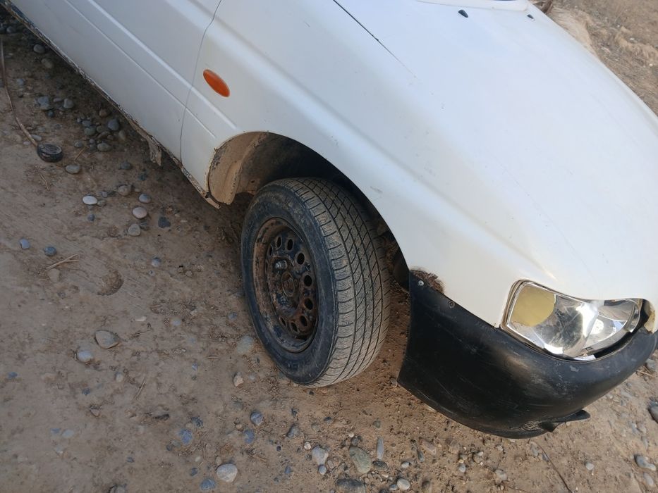 Ford escort 13 faqat deska sotiladi