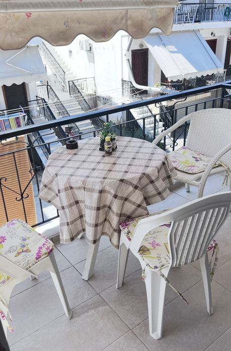 Продава се Четиристаен апартамент в София, Разсадника - 75 кв.м за 1292 €/кв.м - Снимка #1