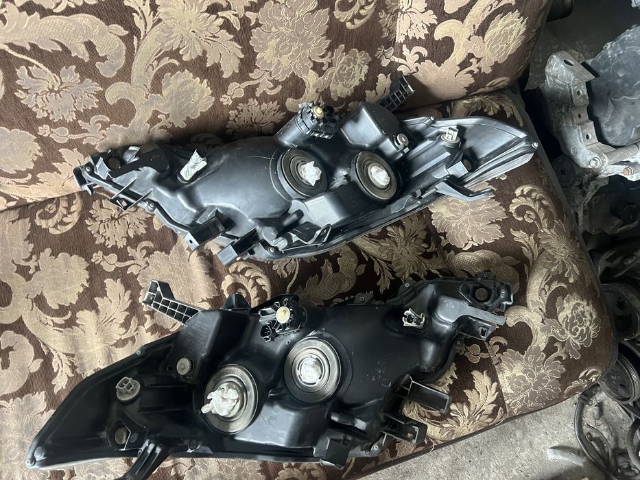 Фары на Прадо 150 рестайлинг, до рестайлинг оригинал