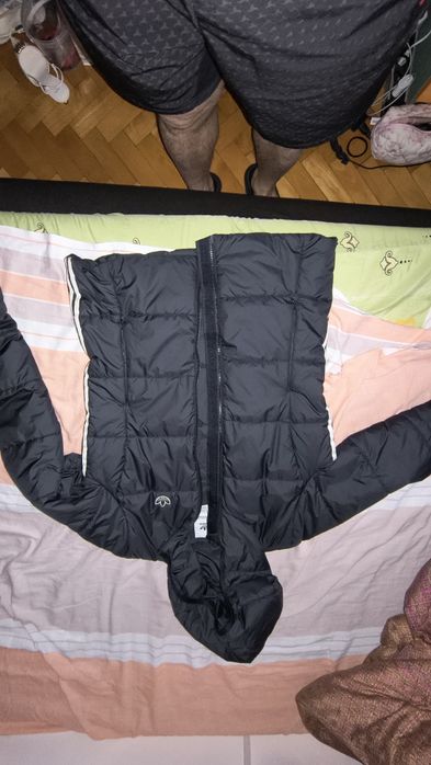 Vând geaca Adidas copii