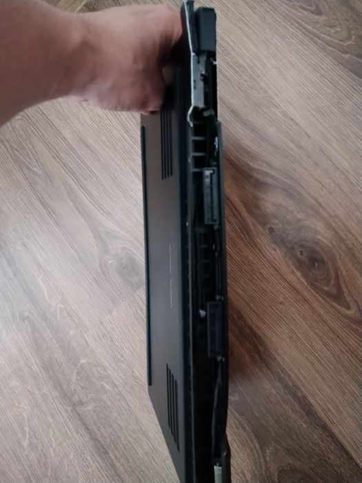 Laptop gaming Razer Blade 15 (2020- RZ09-0328) - vedeti bine anuntul