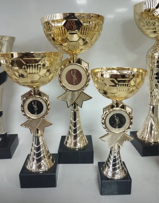 Кубок медаль статуэтка статуэтки