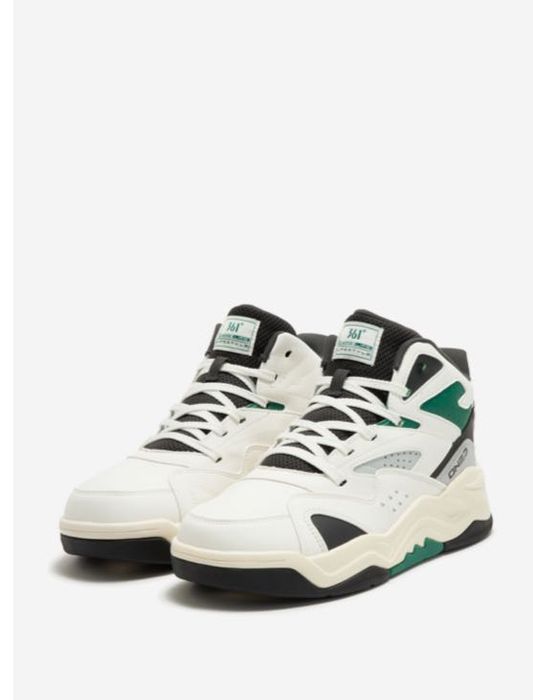 Продам зимние ботинки